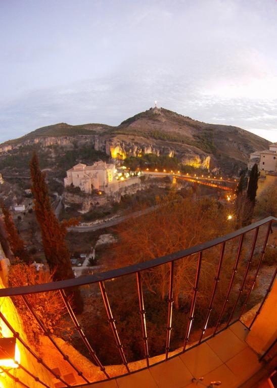 2 Balcones A La Hoz Apartment Куенка Стая снимка