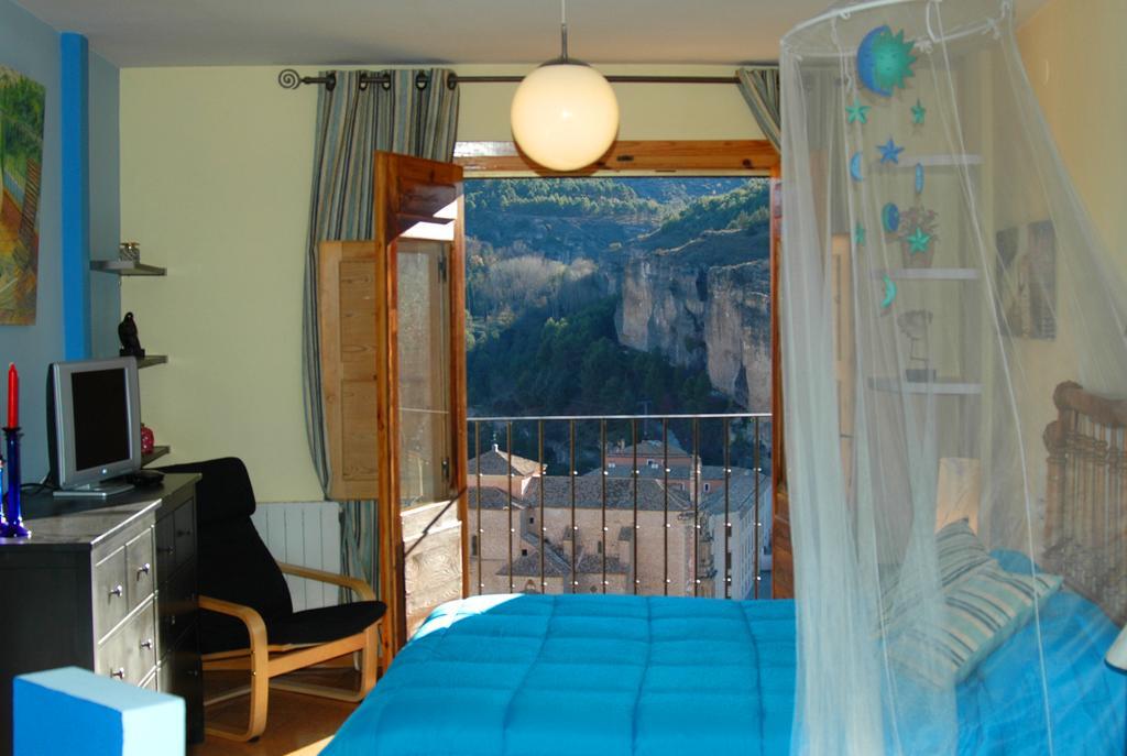 2 Balcones A La Hoz Apartment Куенка Стая снимка